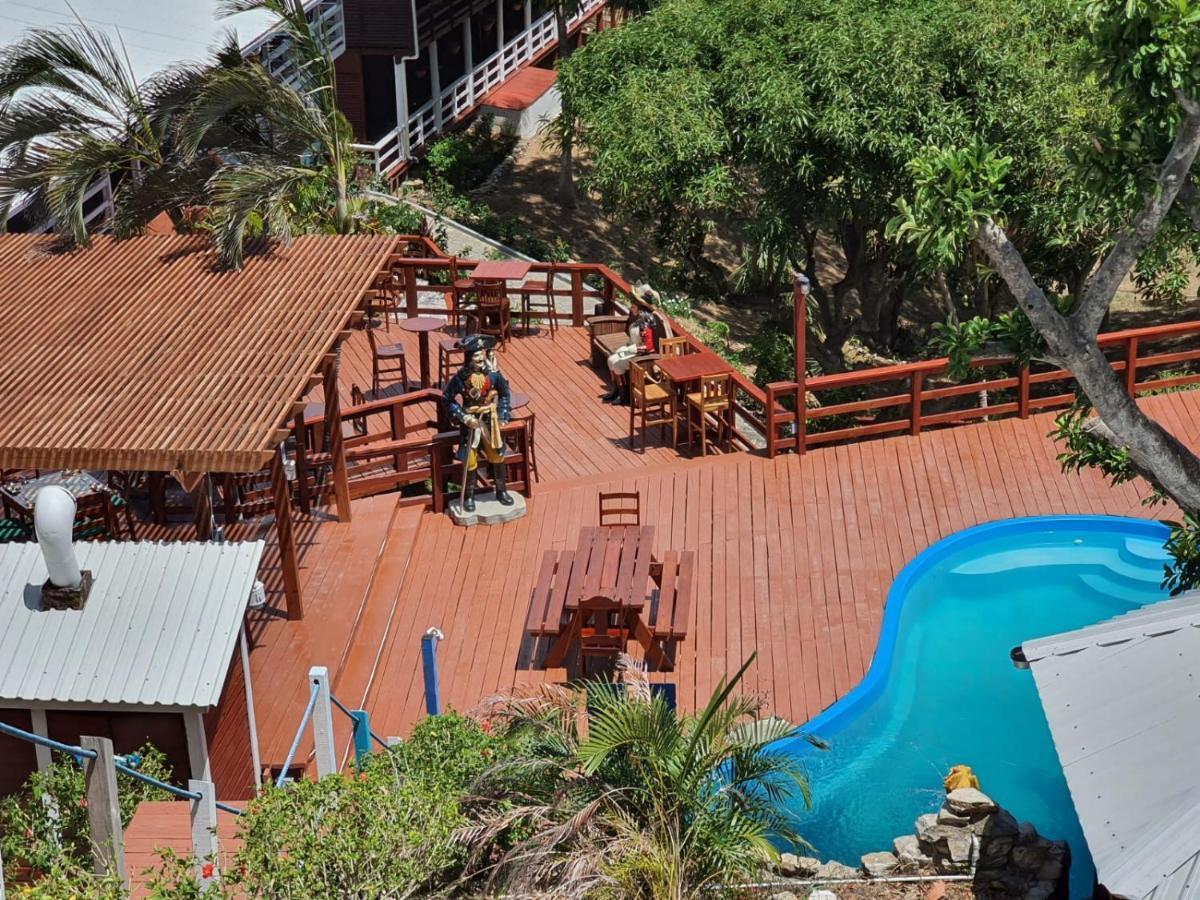 Hotel And Dive Center Roatan Yacht Club French Harbour Luaran gambar
