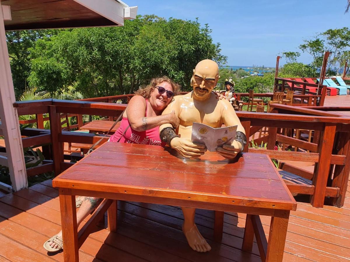 Hotel And Dive Center Roatan Yacht Club French Harbour Luaran gambar