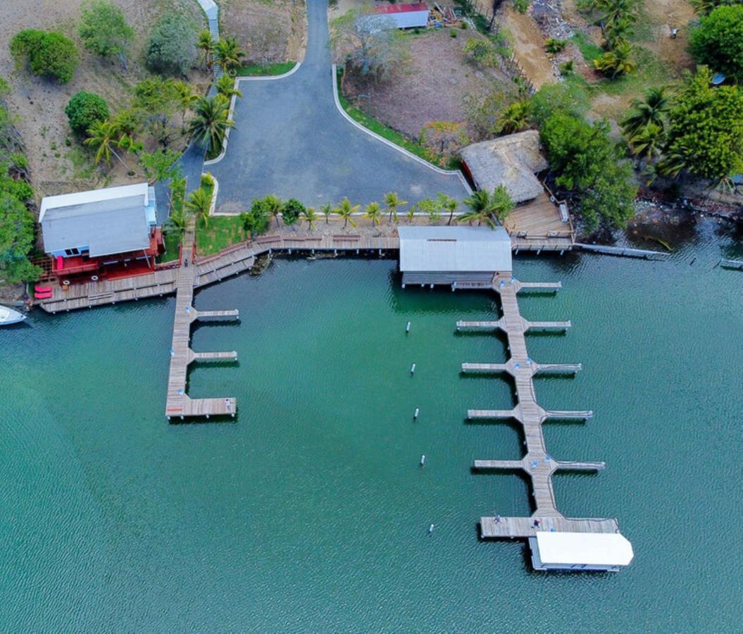 Hotel And Dive Center Roatan Yacht Club French Harbour Luaran gambar