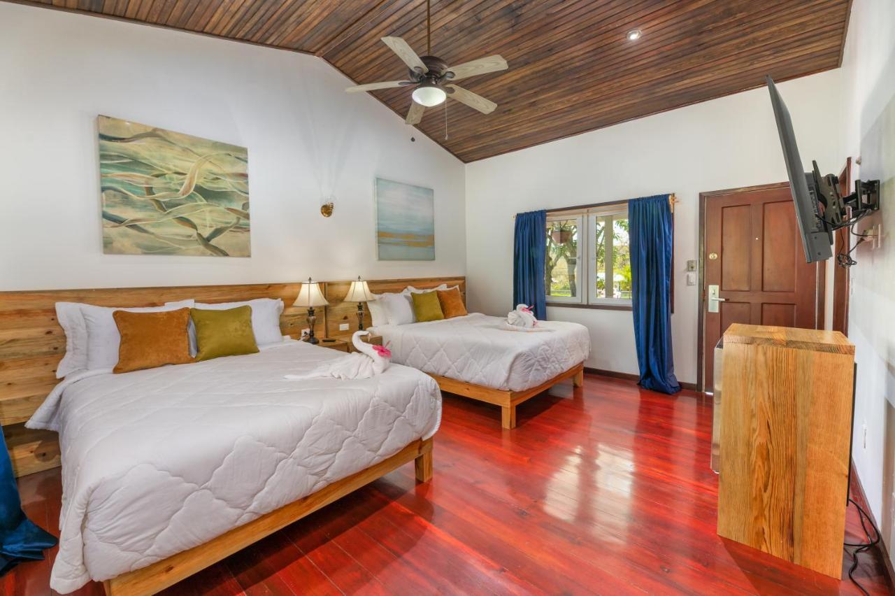 Hotel And Dive Center Roatan Yacht Club French Harbour Luaran gambar