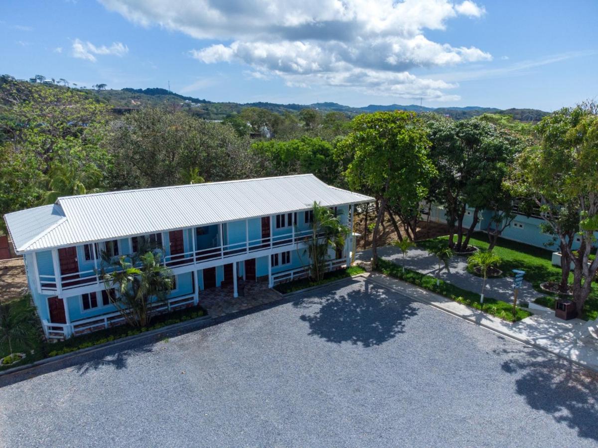 Hotel And Dive Center Roatan Yacht Club French Harbour Luaran gambar